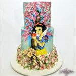 Terrific Snow White Cake