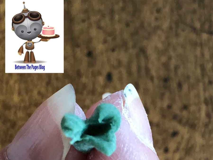 How to Make Succulent Cupcake Topper