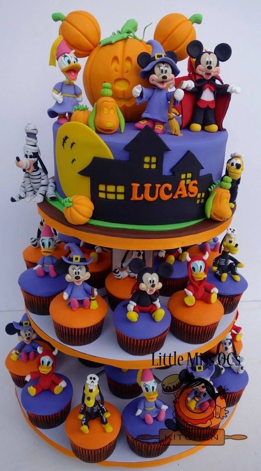 Mickey & Minnie Mouse Halloween Cupcake Tower