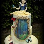 Fabulous Snow White And The Seven Dwarfs Cake