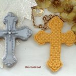 Splendid Easter Cross Cookies