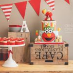 GREATEST HITS: Lovely Elmo Cake & Cupcakes