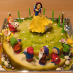 Spectacular Snow White Cake