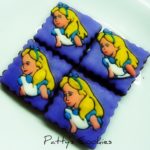Splendid Alice in Wonderland Cookies