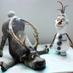 Fabulous Frozen Cake With Sven and Olaf