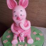 This Adorable Piglet Cake Will Have You Seeing Double