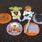 Cute LEGO Star Wars Cupcake Toppers