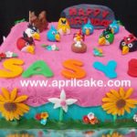 Cool Angry Birds Cake and Cupcakes