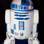 This R2-D2 Cake is Terrific