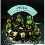 Cowabunga!  Terrific Teenage Mutant Ninja Turtles Cake