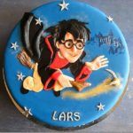 Awesome Harry Potter Quidditch Cake