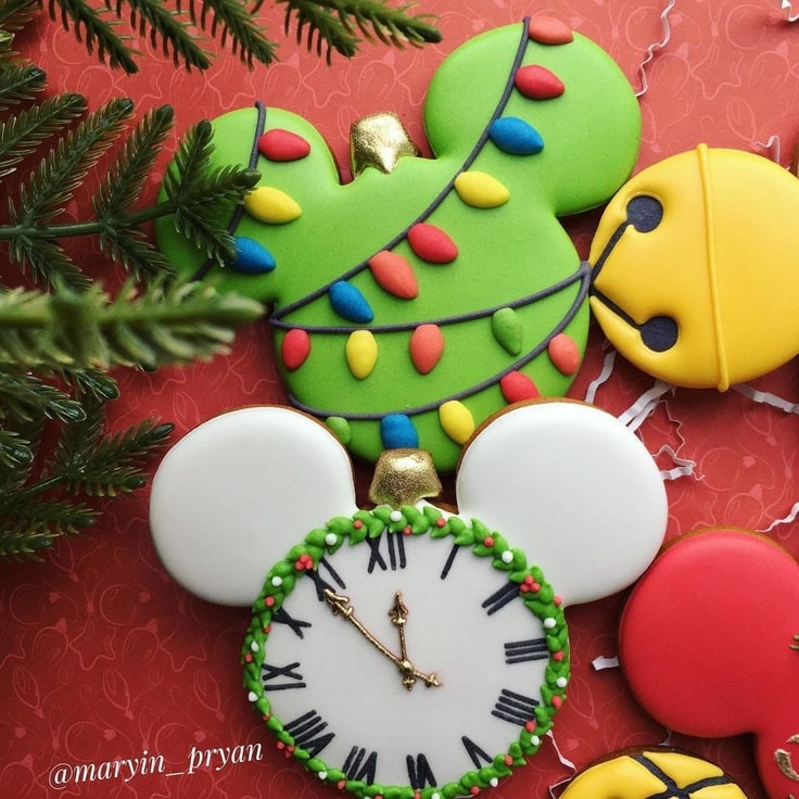 Mickey Mouse Christmas Cookies