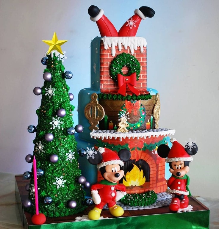 Mickey and Minnie Mouse Christmas Cake