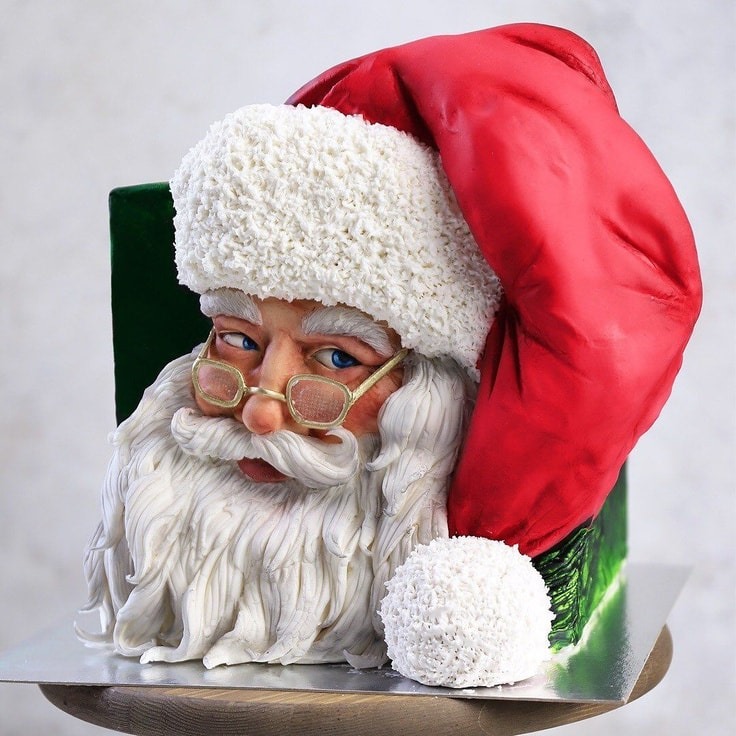 Santa Claus Cake