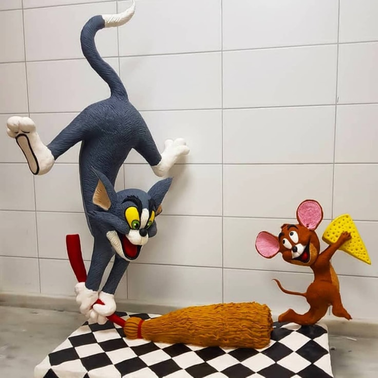 This Tom And Jerry Cake Is Too Lovely To Eat -