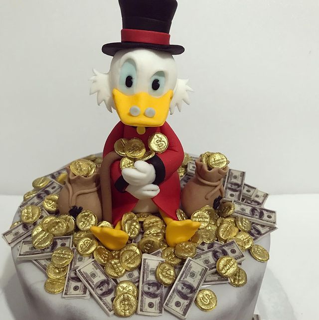 Scrooge McDuck Cake