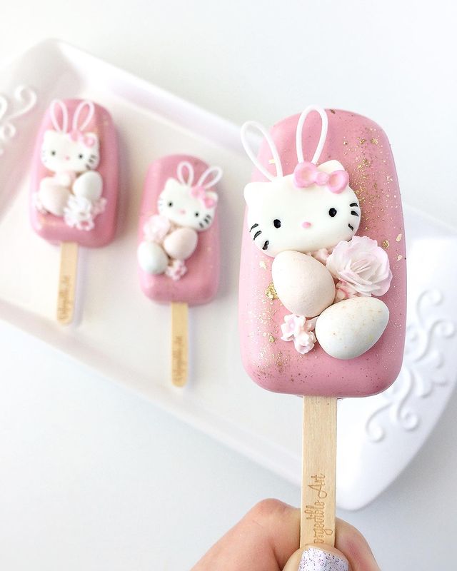 Hello Kitty Easter Cakesicle