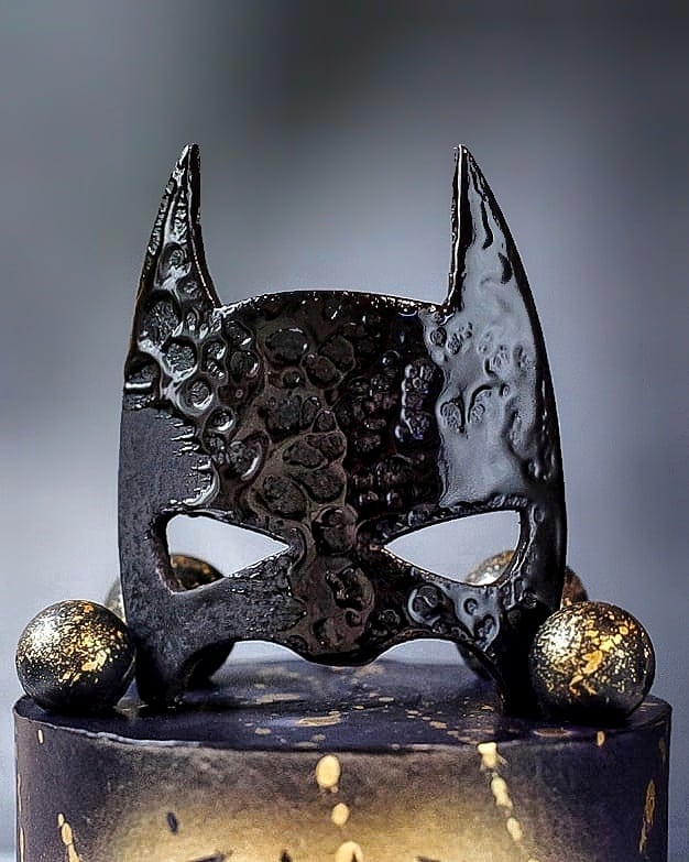 Metallic Batman Cake