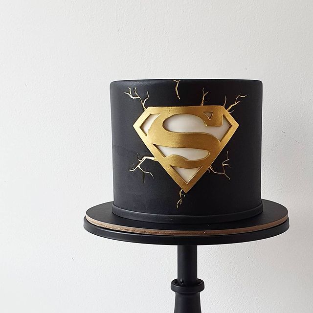 Superman Emblem Cake