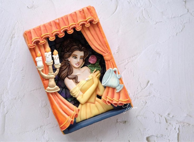 3-D Princess Belle Cookie Box