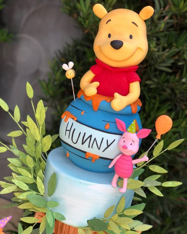 Winnie the Pooh Cake