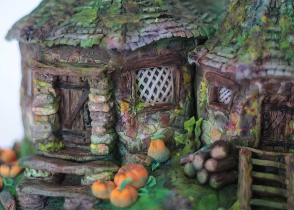 Hagrids Hut Cake