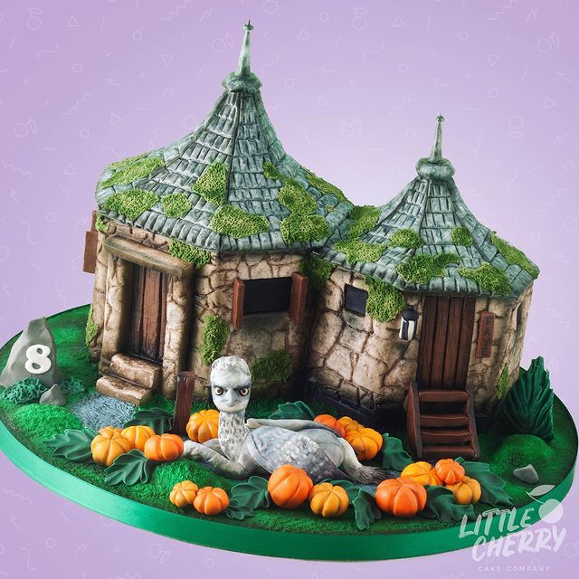 Hagrids Hut Cake tutorial