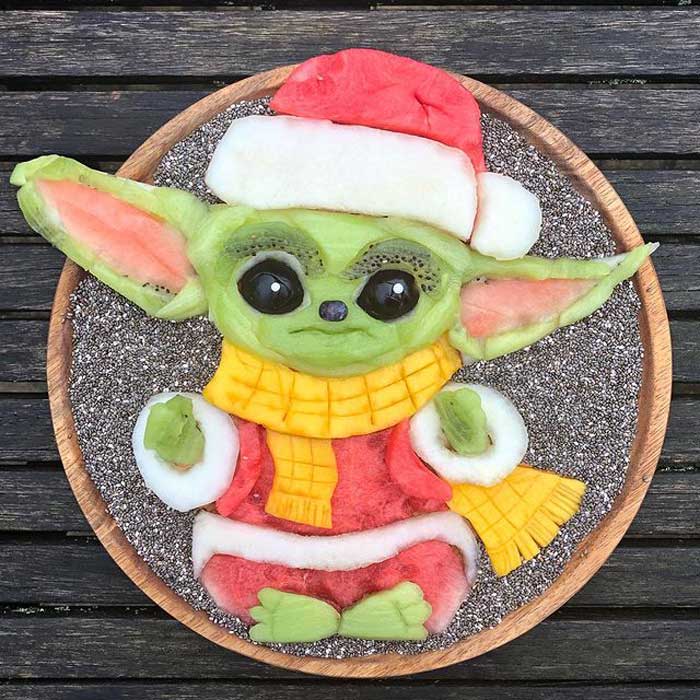 Baby Yoda Fruit Pie