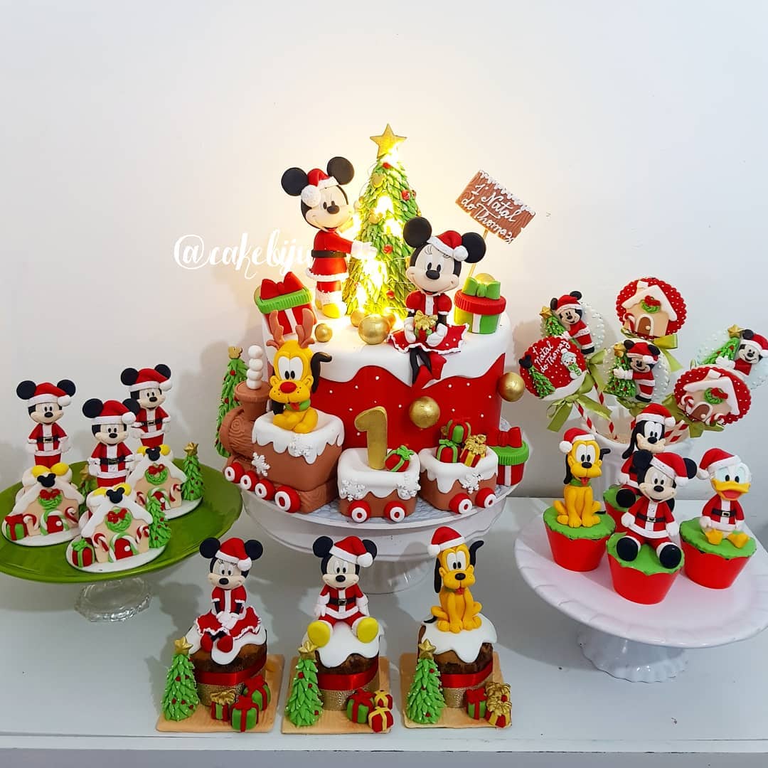 MIckey Christmas Party Cake