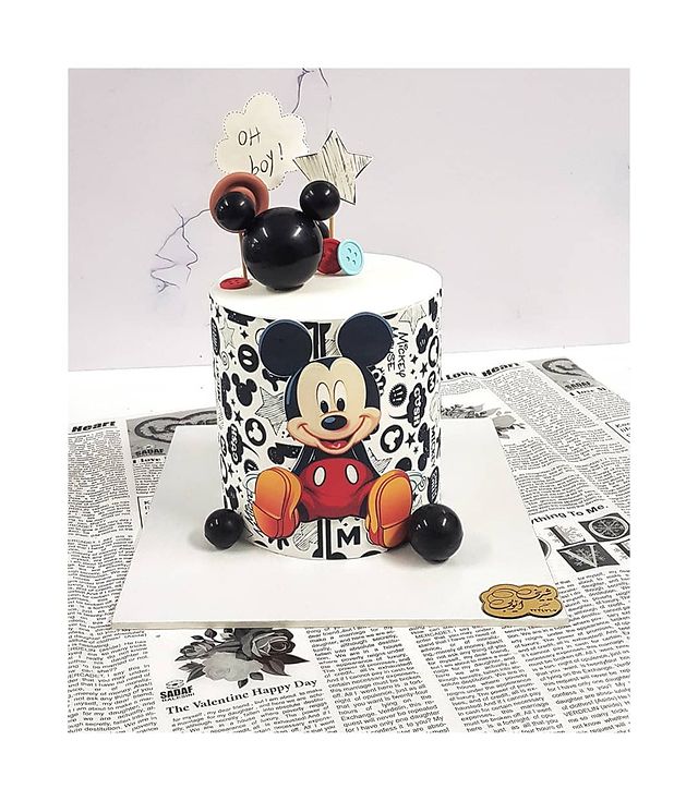 Mickey Mouse cake