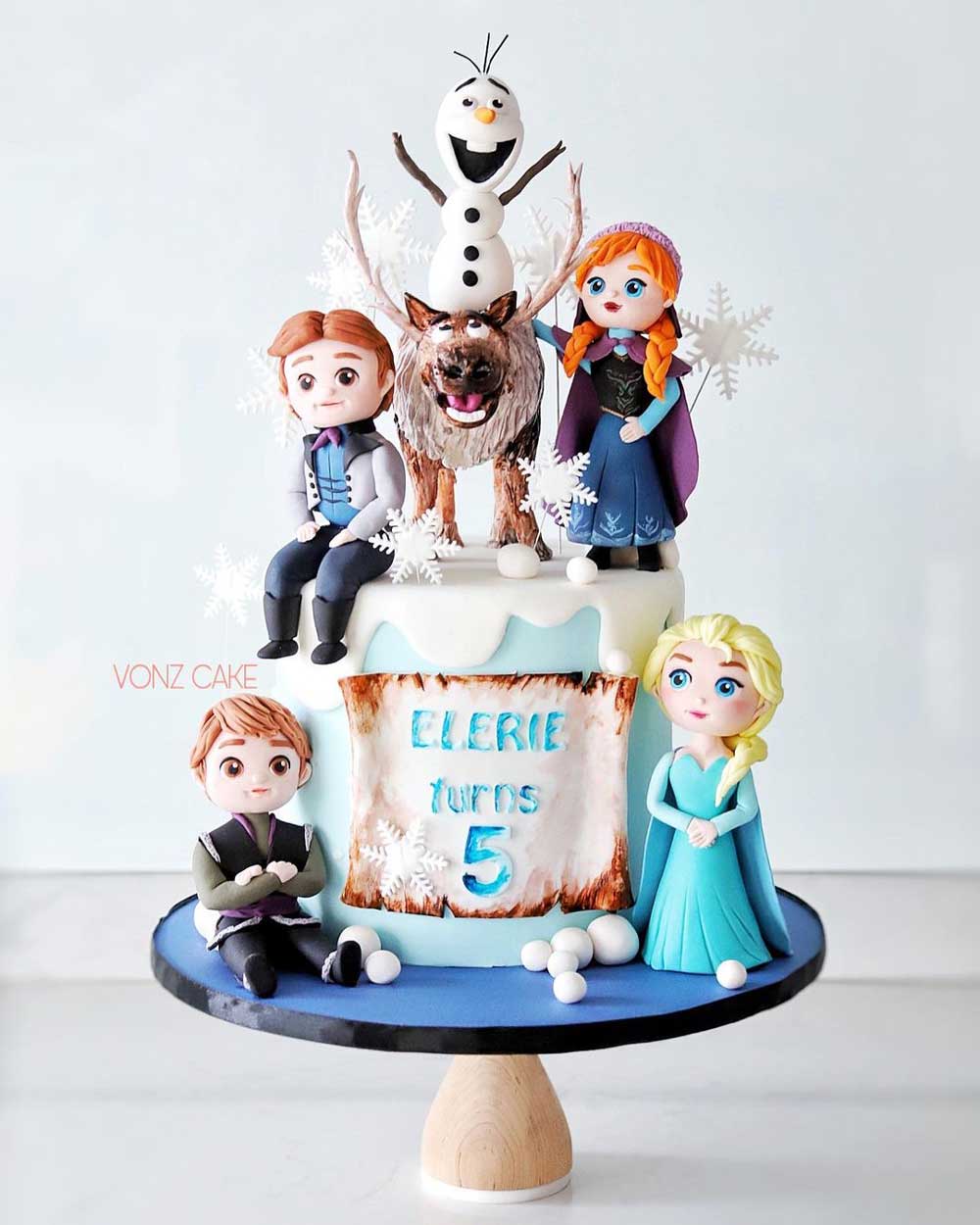 Disney Frozen 5th Birthday Cake