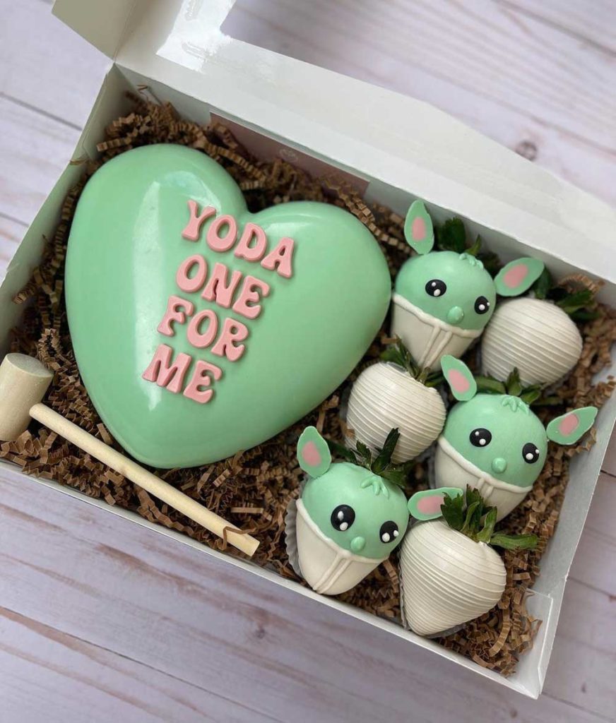 Yoda Chocolate Strawberries