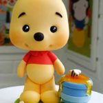 Chibi-Pooh-Cake-Topper