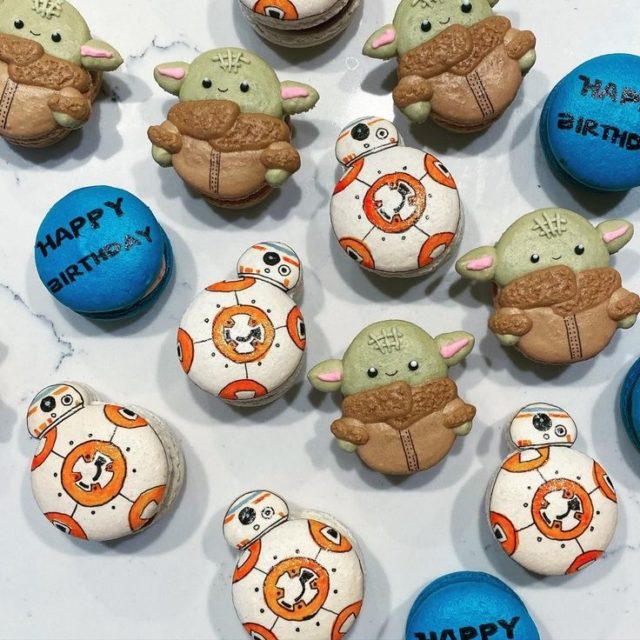 Baby Yoda & BB8 Macarons Between The Pages Blog