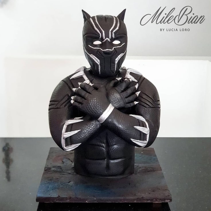 3-D Black Panther Cake