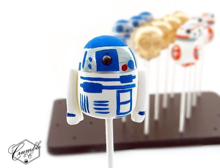 R2-D2 Cake Pop