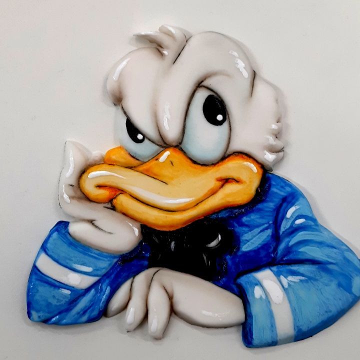 Fondant 2D Donald Duck figure