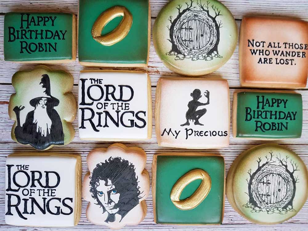 Green Silhoutte LOTR cookies