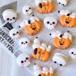 SnoopyHalloween Macarons