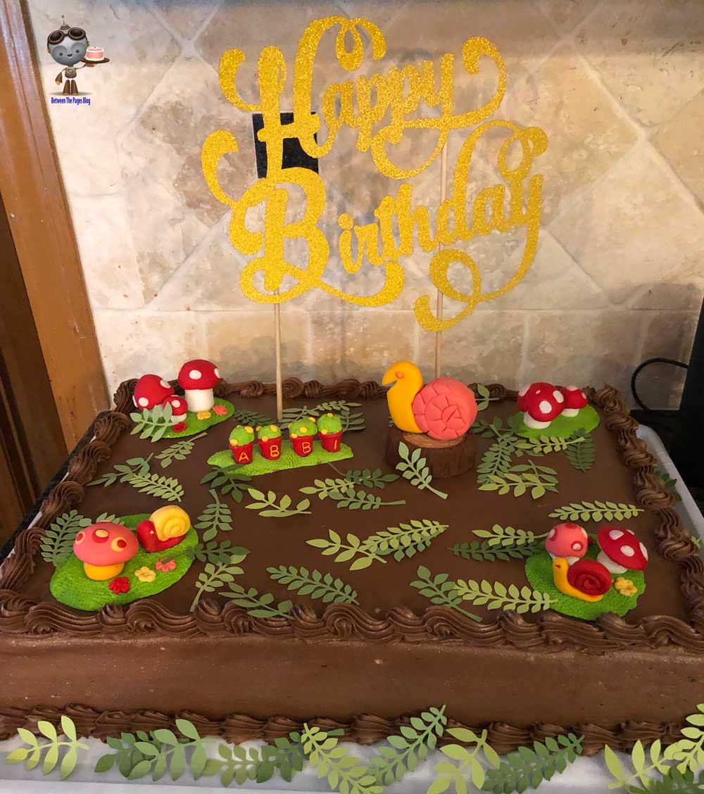 Fondant-Snail-Mushroom-1st-Birthday-cake