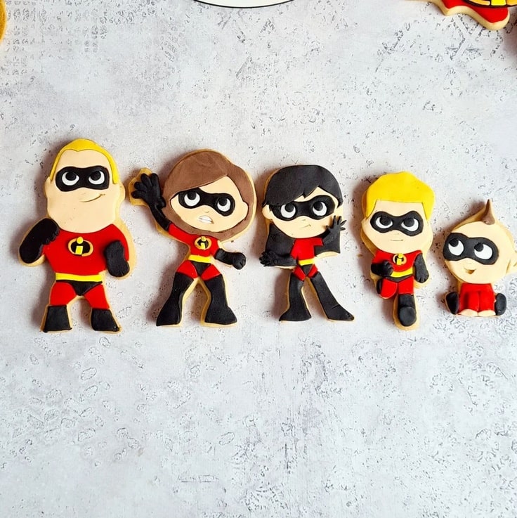 Cookies of five of the Incredibles