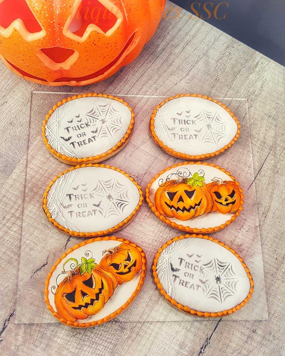Carved-Pumpkin-Cookies