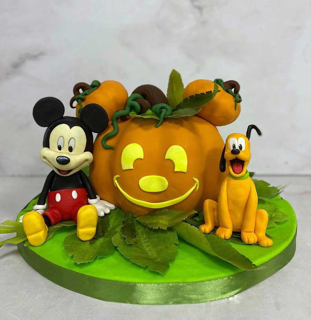 Mickey and Pluto Halloween Cake