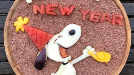 Snoopy Happy New Year Pie