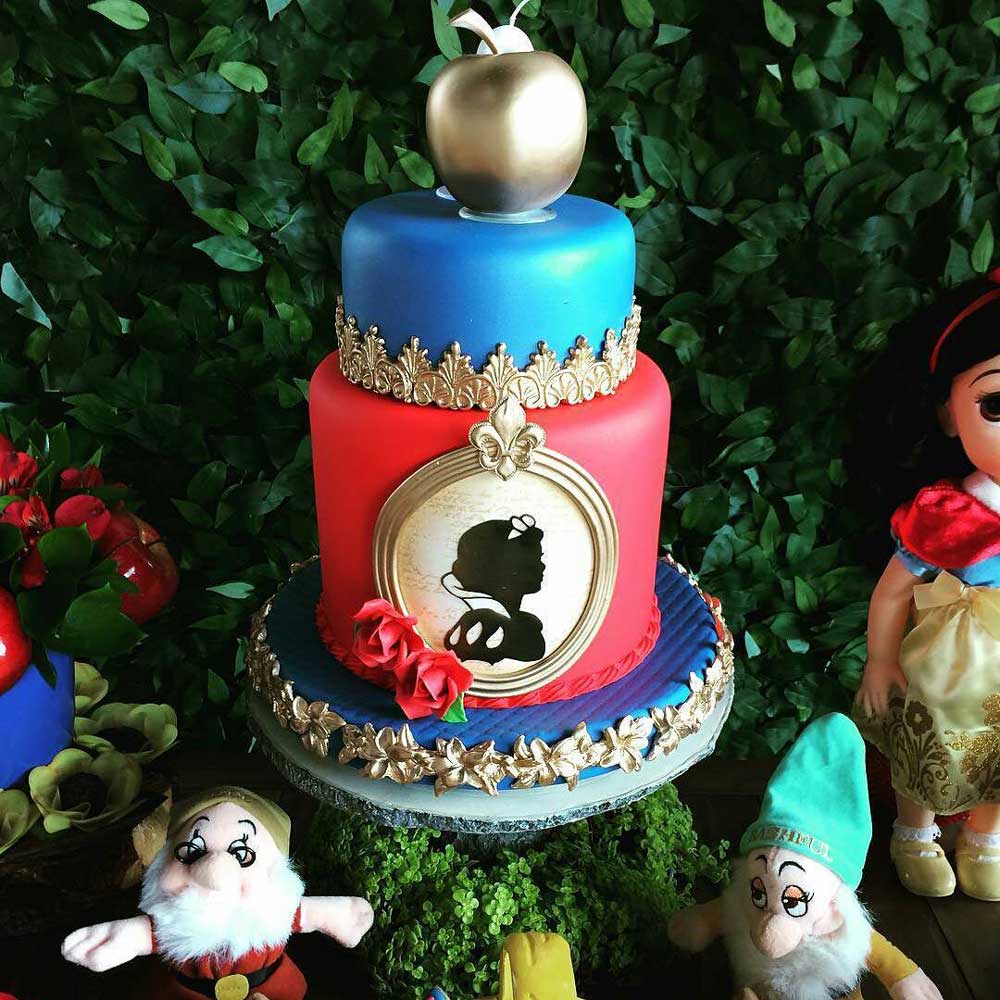 Golden Apple Snow White Cake