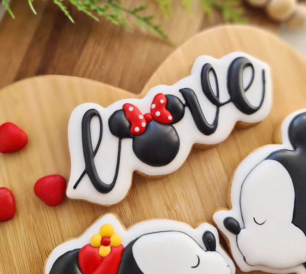 Mickey & Minnie Valentine's Day Cookies