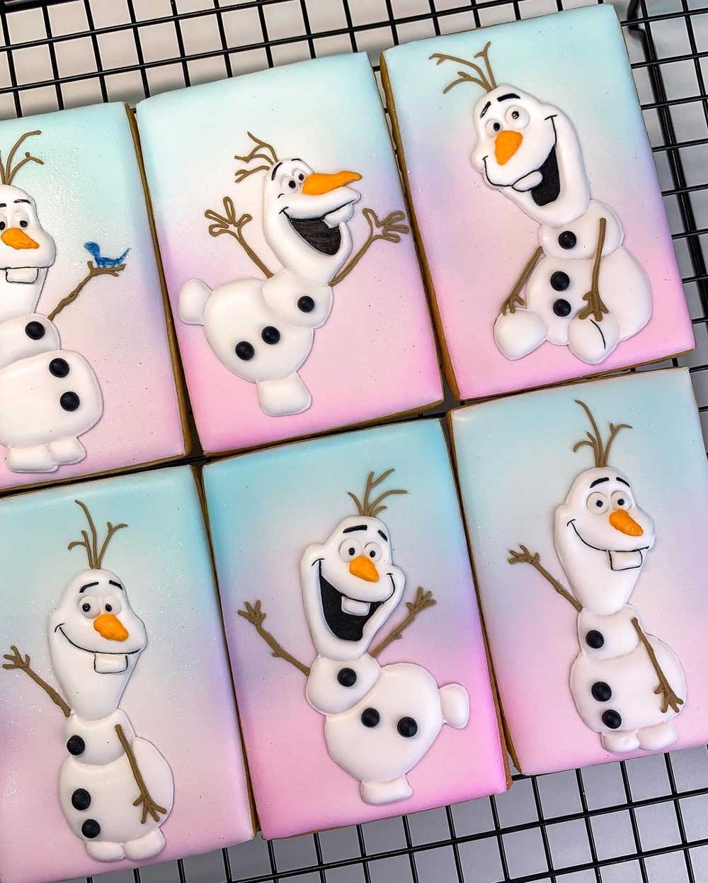 Pink & blue Olaf cookies