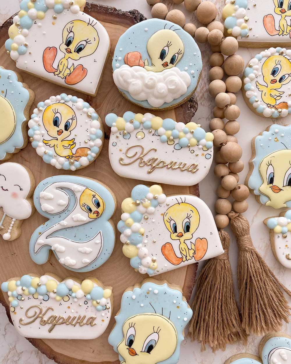 Tweety-Bird-2nd-birthday-cookies