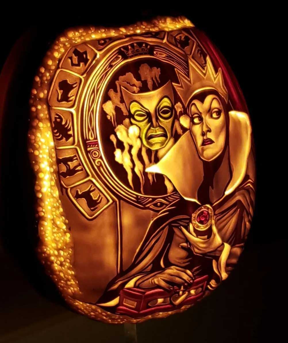 Snow Queen and Magic Mirror Pumpkin