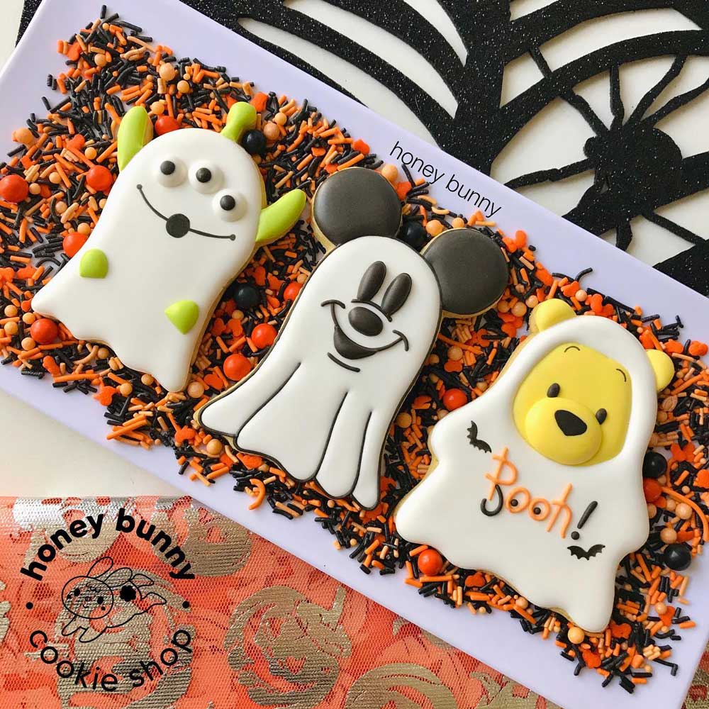 Mickey-and Pooh Ghost Cookies